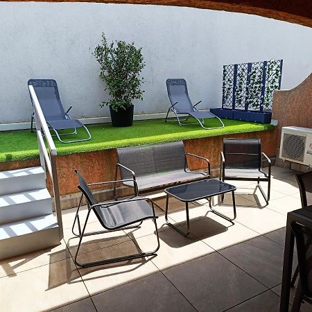 Appartement A 50 Metres De La Plage Фрежюс Экстерьер фото